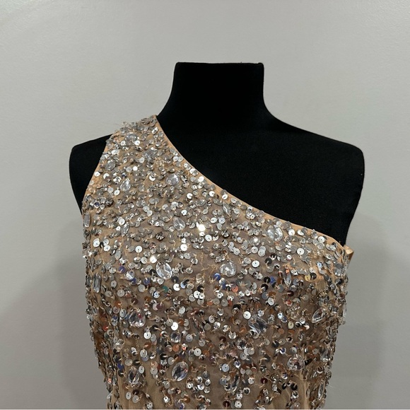 Mac Duggal 10977 Nude One Shoulder Asymmetric Sheer Hand Beaded Mini Dress sz 6 - Picture 2 of 6